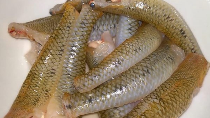 Cá bống kho riềng 2