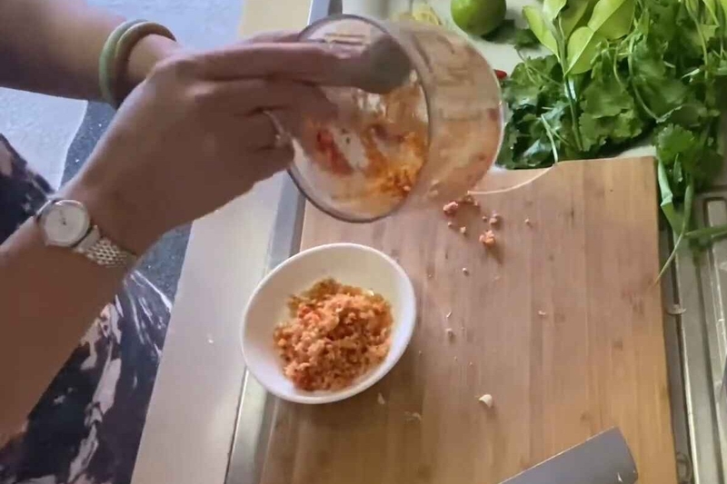 cá chẽm hấp chanh ớt hình 4