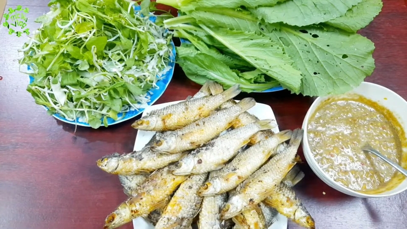 Món cá đối chiên xù được nhiều người yêu thích vì đậm vị