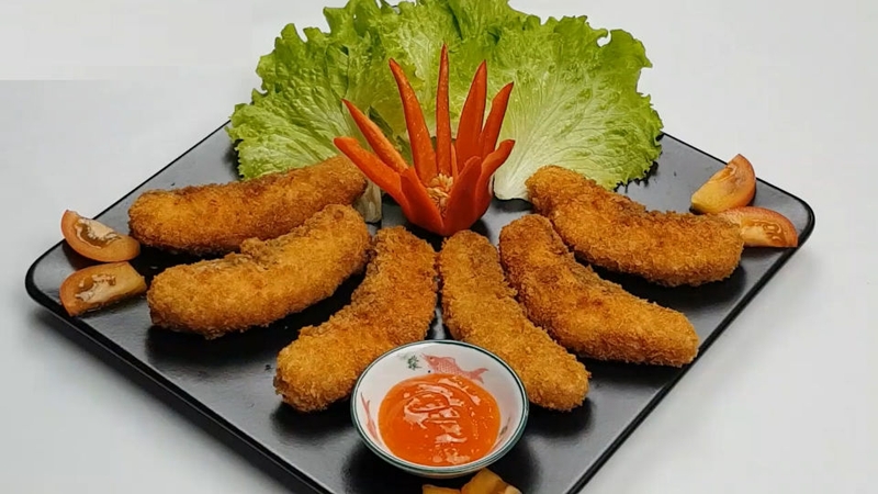 Cá hồi chiên xù có hương thơm đặc trưng với vị béo nhẹ nhưng không ngấy