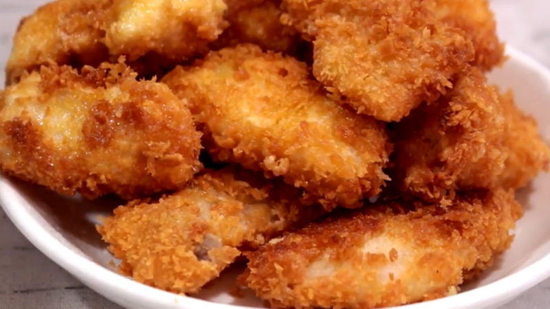 Món cá basa phi lê chiên xù có vị béo đặc trưng, thịt mềm nhưng không bở