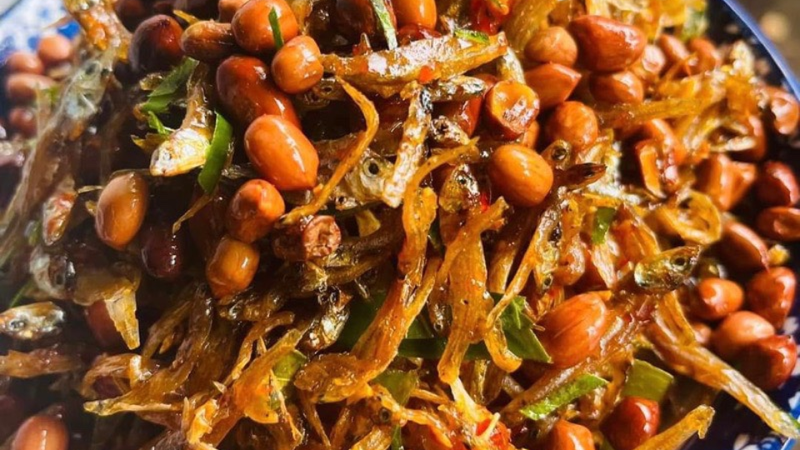 cá cơm sữa rim đậu phộng 4