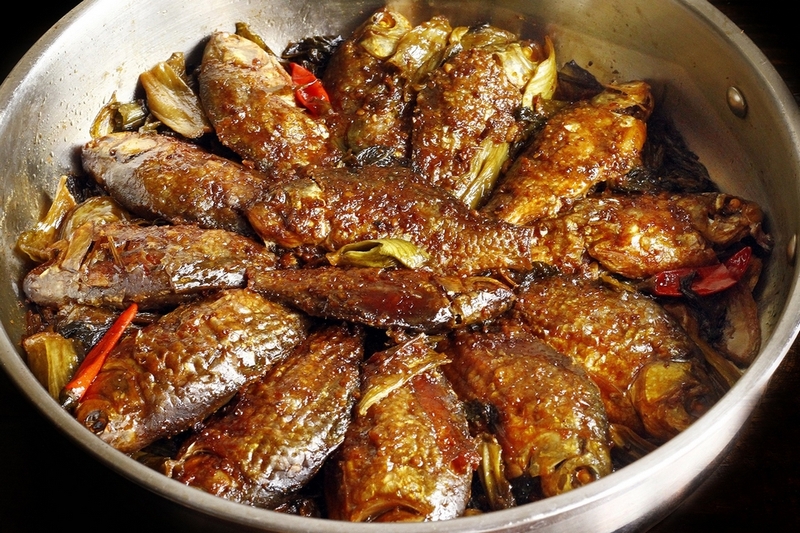 cá diếc kho nhừ ảnh 1
