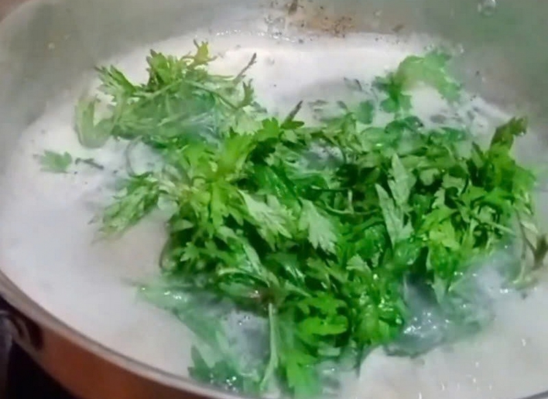 cá diếc nấu ngải cứu ảnh 4