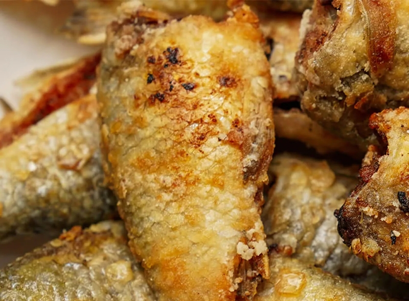 Cá diếc rán giòn - 07