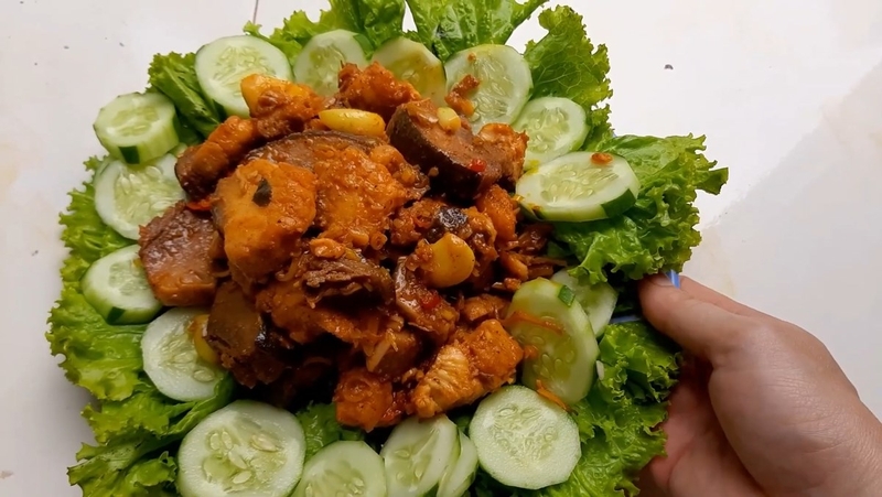 Cá đuối chiên nước mắm 7
