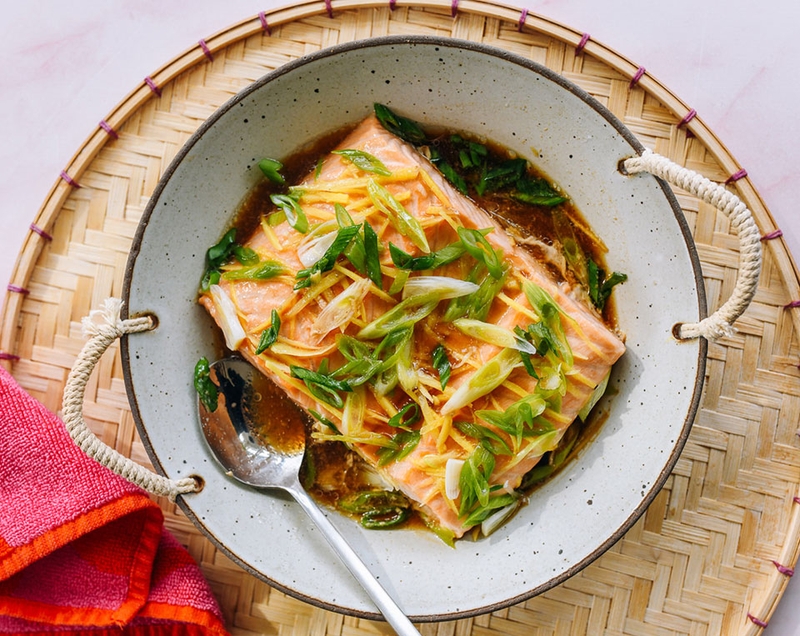 Cá hồi hấp xì dầu - 01