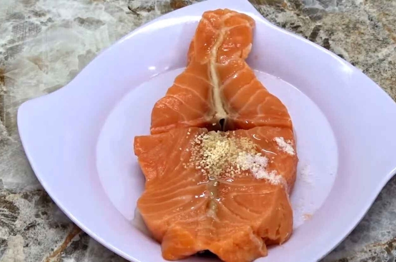 cá hồi sốt mật ong hình 2