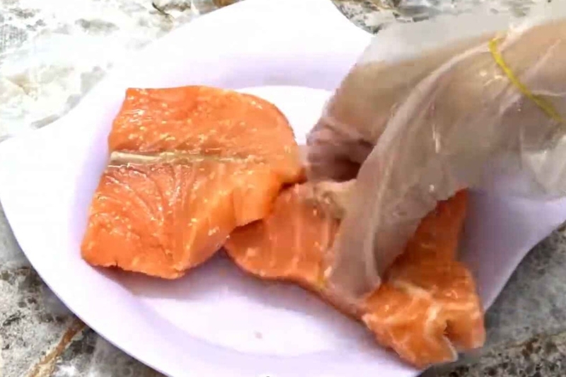 cá hồi sốt mật ong hình 3