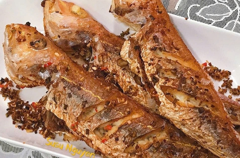 cá hường chiên sả ảnh 3