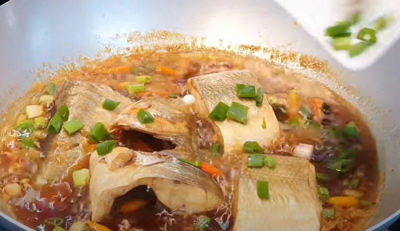 ca nhu kho lat