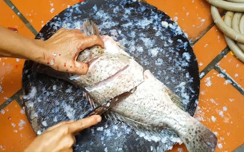 cách làm cá mú nấu canh chua ảnh 2