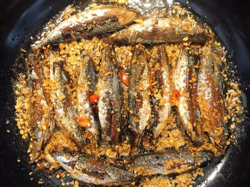 cá ngân chiên mắm tỏi ớt ảnh 7