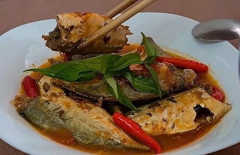 Cá ngân kho cà chua ảnh 7