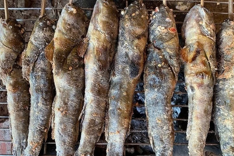 Cá ngát nướng muối ớt ảnh 4