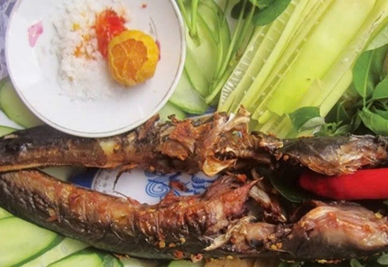 Cá ngát nướng muối ớt ảnh 5