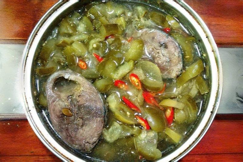 món cá ngừ kho dưa gang muối