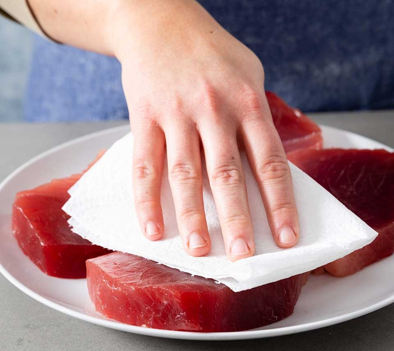 Cá ngừ tẩm vừng áp chảo - 09