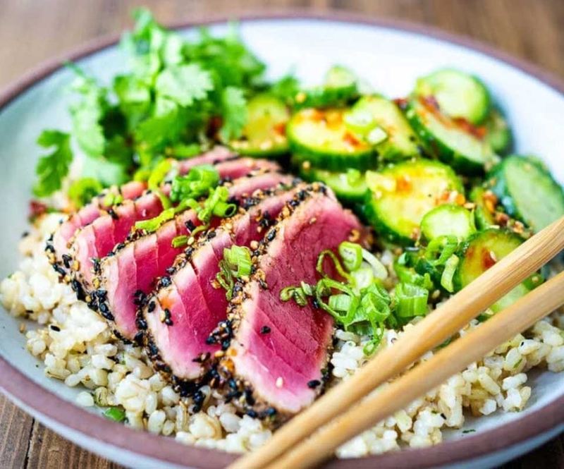 Cá ngừ tẩm vừng áp chảo - 01