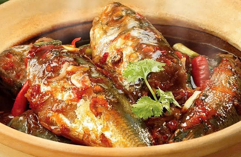 cá nục kho gừng ảnh 5