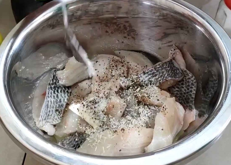 Ướp cá đậm đà