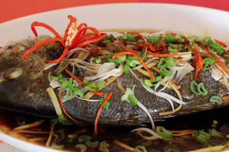 Cá rô phi hấp xì dầu ảnh 5