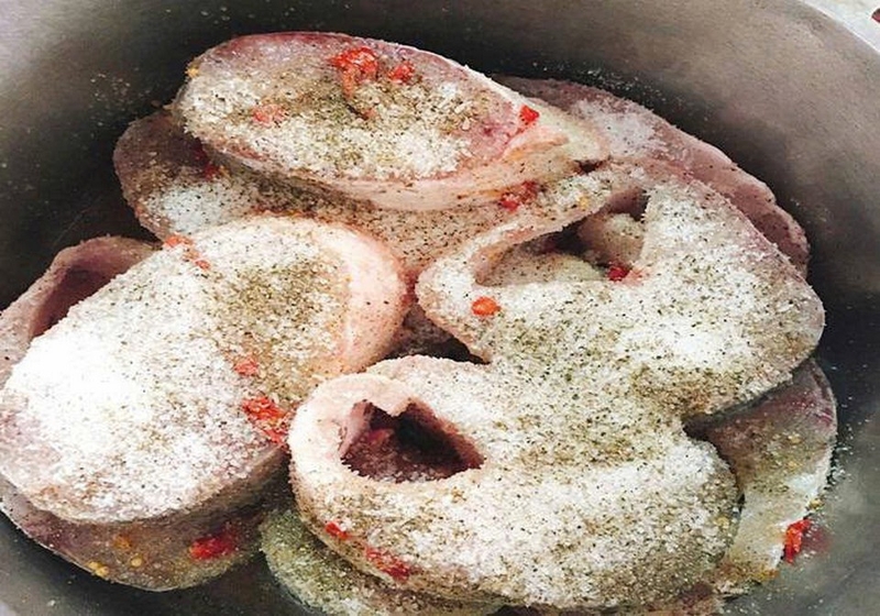 cá thu kho riềng ảnh 3