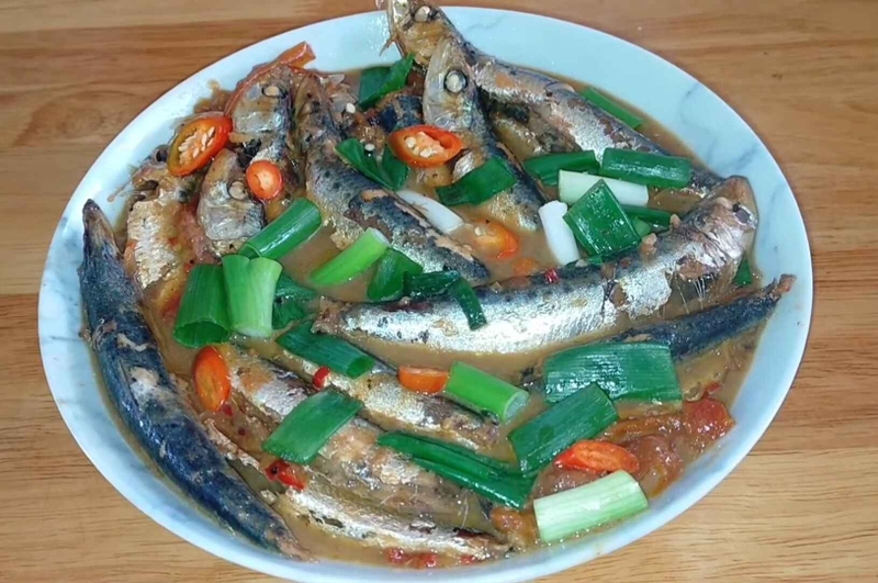 cá trích kho cà chua 11