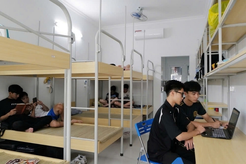 các đại học ở Việt Nam ảnh 6