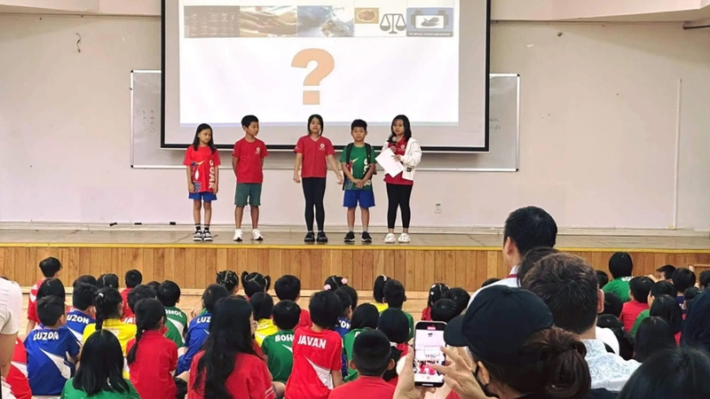 Lớp học kỹ năng giao tiếp và thuyết trình cho các bé