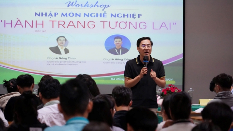 Tham gia các buổi hội thảo và workshop hướng nghiệp