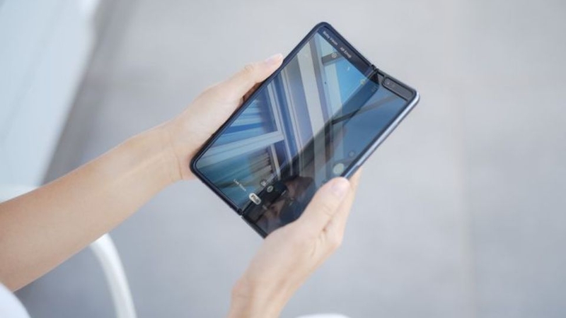 Các lợi ích khi sử dụng điện thoại gập 2