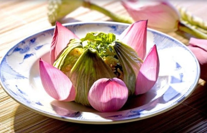 banh thit hoa sen