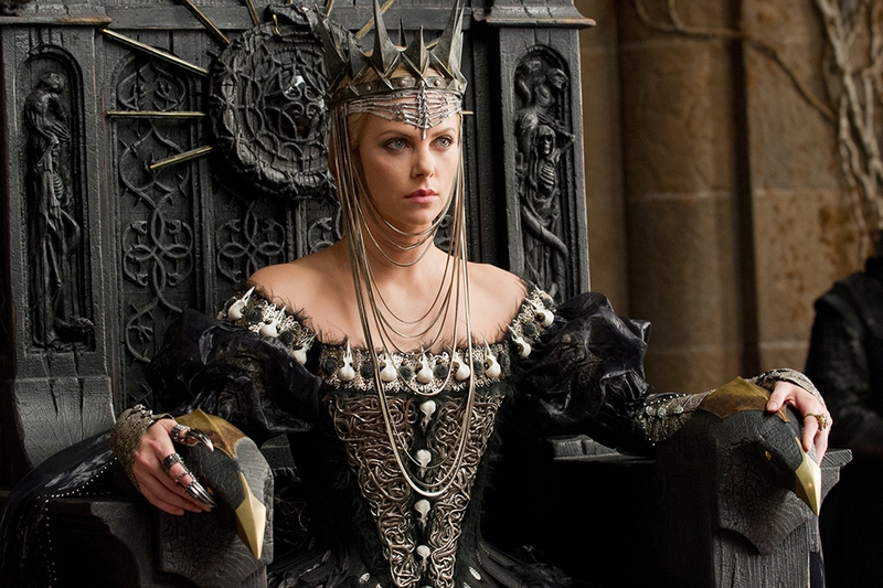 cac-tap-phim-co-su-tham-gia-cua-charlize-theron-5.jpg