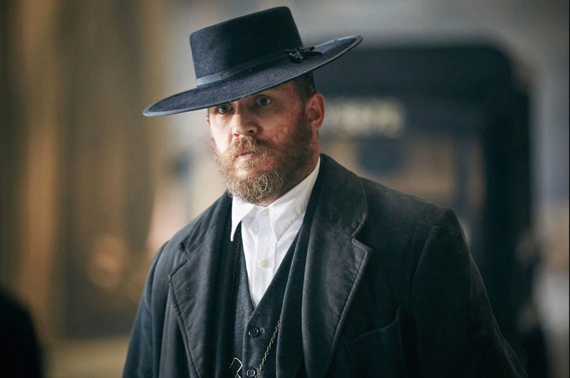 cac-tap-phim-co-su-tham-gia-cua-tom-hardy-2.jpg