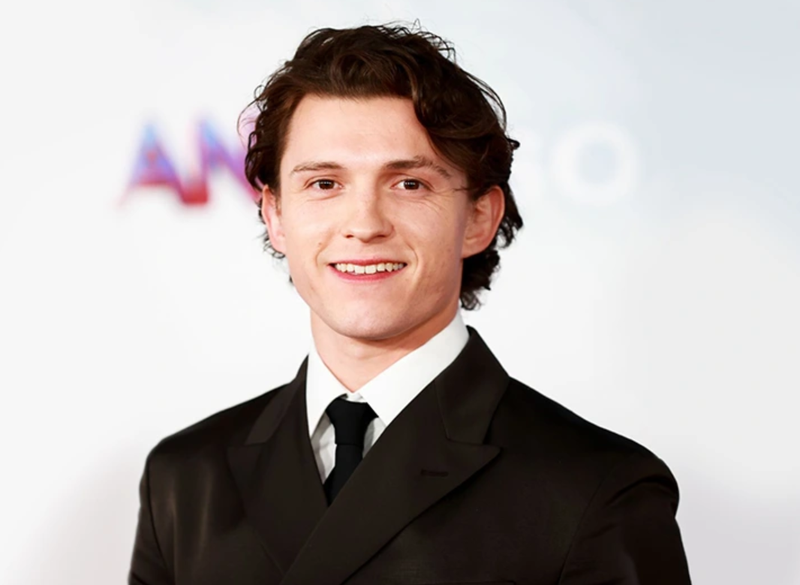 cac-tap-phim-co-su-tham-gia-cua-tom-holland-1.png