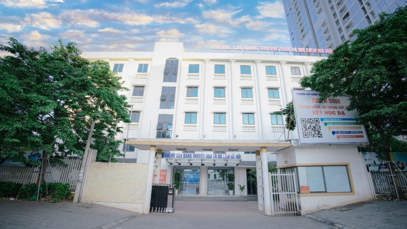 Cao đẳng Thương mại và Du lịch Hà Nội