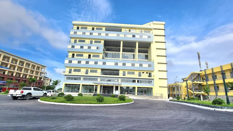 Cao đẳng Kinh tế - Kỹ thuật Thương mại