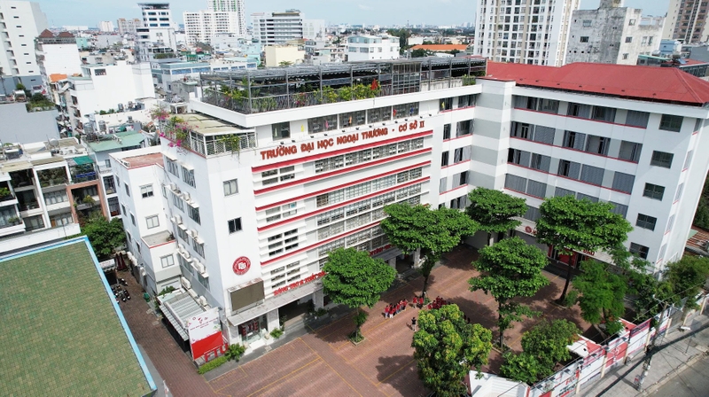 các trường đại học kinh tế ở TP.HCM 4