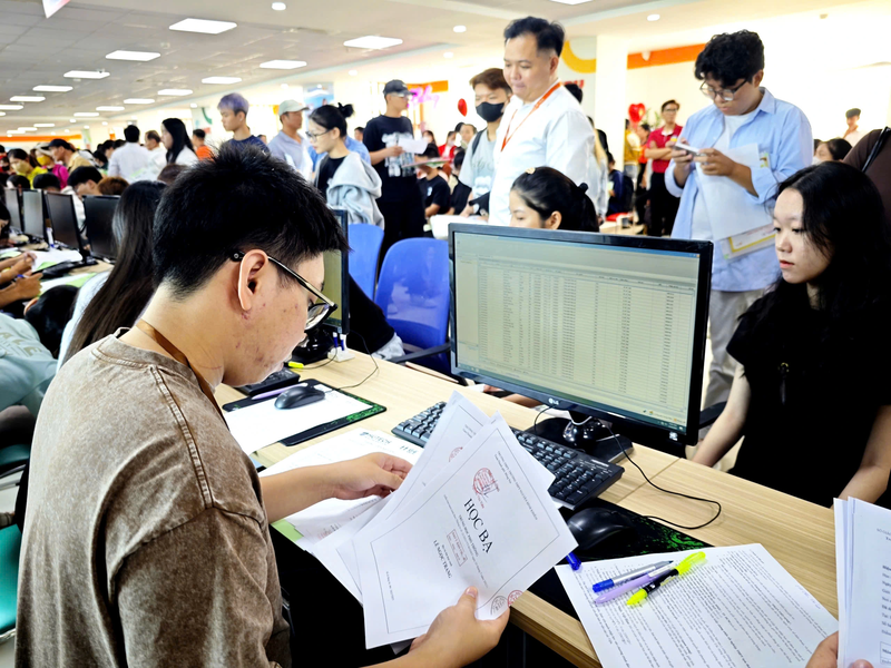 Tình hình về xét tuyển học bạ năm 2026