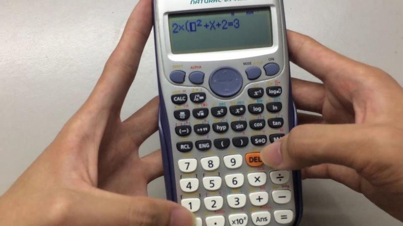 Cách tính toán tổng giá trị của tất cả các phần tử trong một danh sách dữ liệu