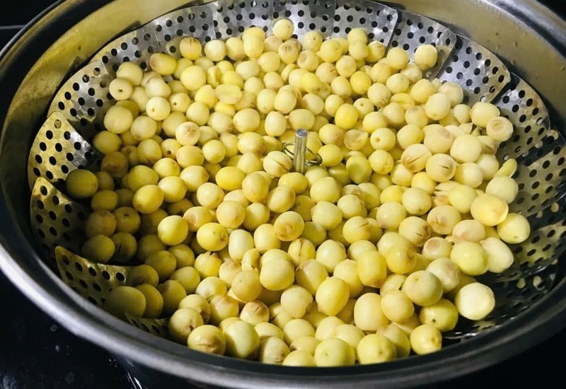 cách bảo quản hạt sen tươi trong tủ lạnh không bị thâm ảnh 2