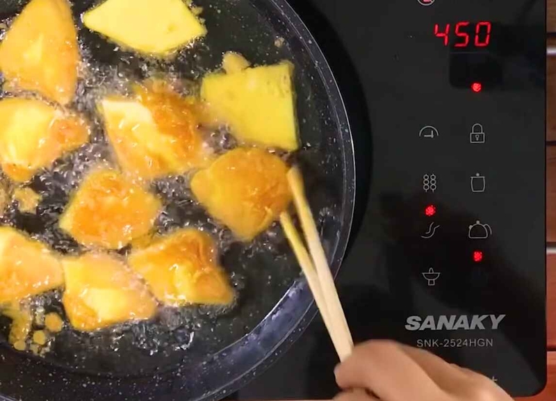 cách chế biến quả sake chiên 12