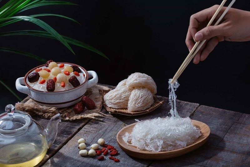 chế biến yến sào ảnh 10