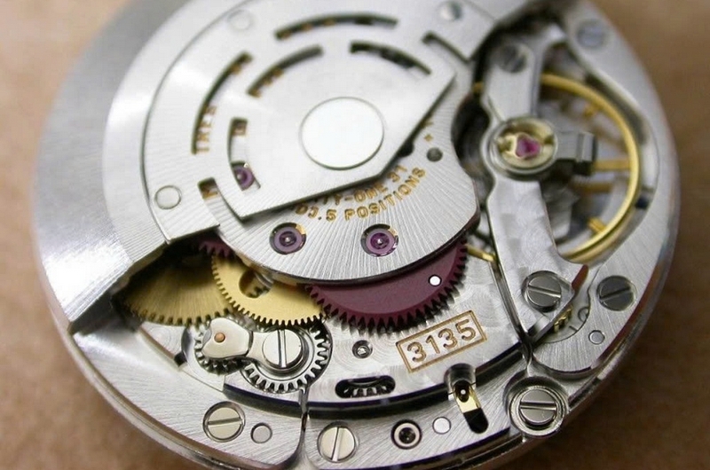 cách check đồng hồ Rolex chính hãng ảnh 4