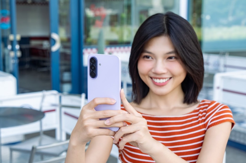 Phụ huynh nên ưu tiên nhu cầu học tập, thời lượng pin và độ bền trước khi chọn cấu hình giải trí
