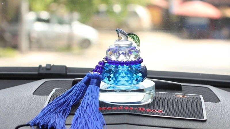 Cân nhắc sử dụng vật phẩm phong thủy cho xe