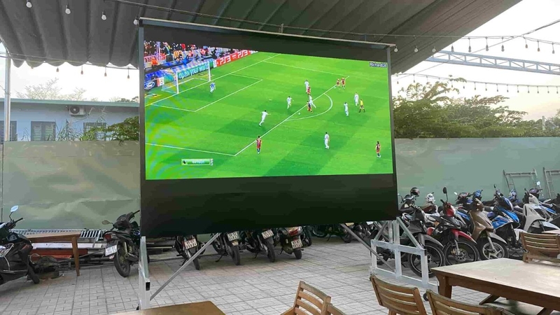 Cách chọn máy chiếu cho quán cà phê - hình 5