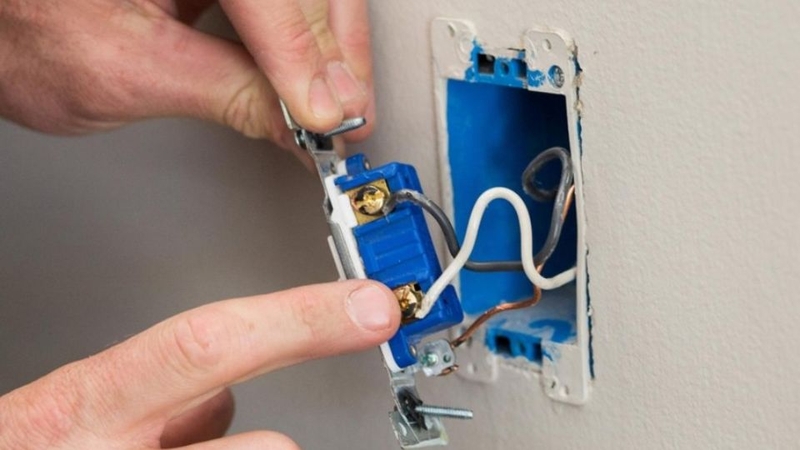 cách đấu 1 công tắc 1 bóng đèn 5