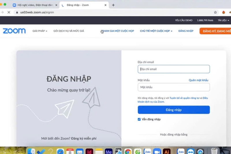 Đăng nhập vào tài khoản Zoom trên trang web hoặc ứng dụng Zoom